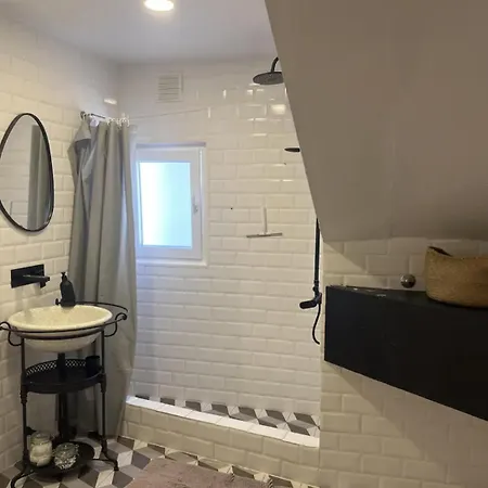 Slow Being In Matosinhos (Porto)